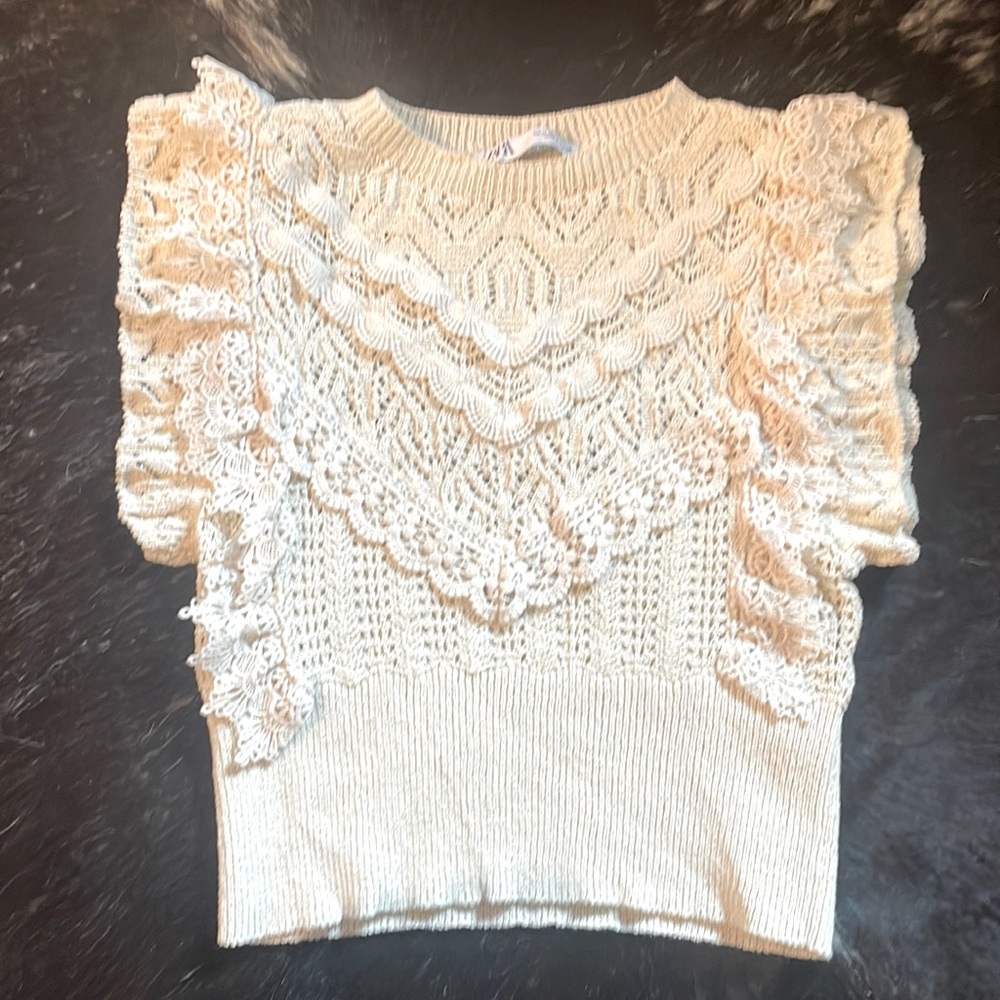 Cute Zara crochet top